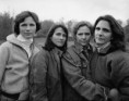 /album/galeria11/nicholas-nixon-brown-sisters-1990-jpg/
